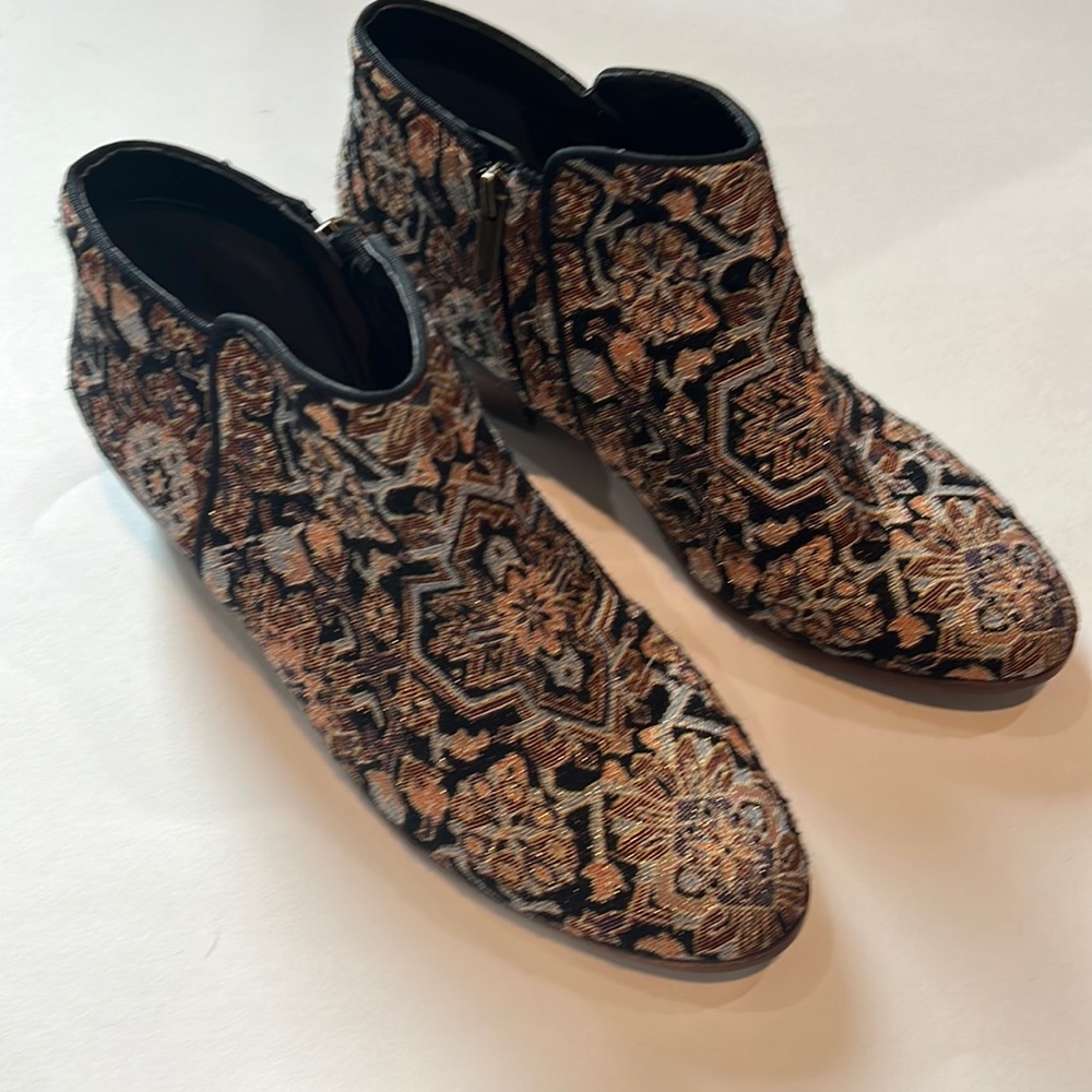 Sam Edelman baroque fabric bootie - great condition